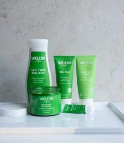Weleda Skin Food Lip Balm -Cosmetisch Kortingswinkel 1047x1200 6