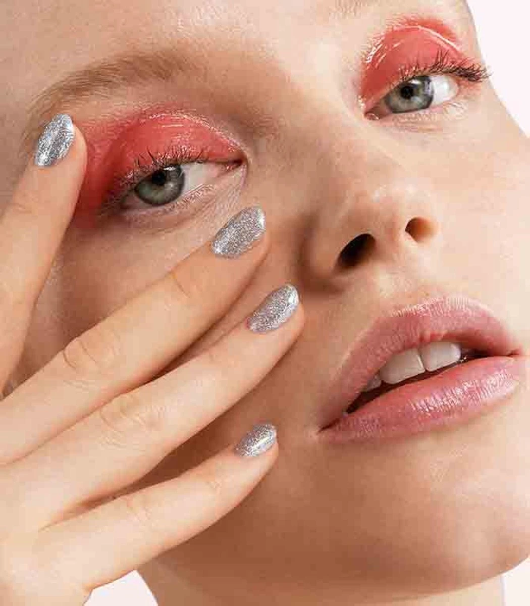 Pink Gellac - Fabulous Silver - Gellak - Vegan - Zilver - Glitter Finish - 15 Ml 3 Pink Gellac - Fabulous Silver - Gellak - Vegan - Zilver - Glitter Finish - 15 Ml - Afbeelding 3