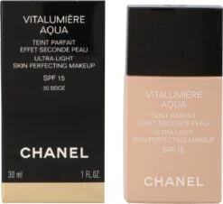 Chanel Vitalumiere Aqua Foundation - 30 Beige - SPF15 - 30 Ml -Cosmetisch Kortingswinkel 1200x1099