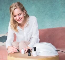 Miss Jules - 6-Delige Gellak Starterspakket - Nagellak - Kleur Paars, Lila & Glitter - Glanzend & Dekkend Resultaat -Cosmetisch Kortingswinkel 1200x1110 1