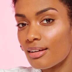 L’Oréal Paris 01 Iconoc Glow Highlighter - Poeder Highlighter - 9 Gr. -Cosmetisch Kortingswinkel 1200x1200 1051