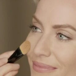 Max Factor Radiant Lift FD - 30 Porcelain 18 Max Factor Radiant Lift FD - 30 Porcelain -Cosmetisch Kortingswinkel 1200x1200 1087