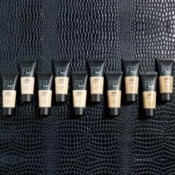 Maybelline Fit Me Matte & Poreless Foundation - 230 Natural Buff 21 Maybelline Fit Me Matte & Poreless Foundation - 230 Natural Buff -Cosmetisch Kortingswinkel 1200x1200 1212