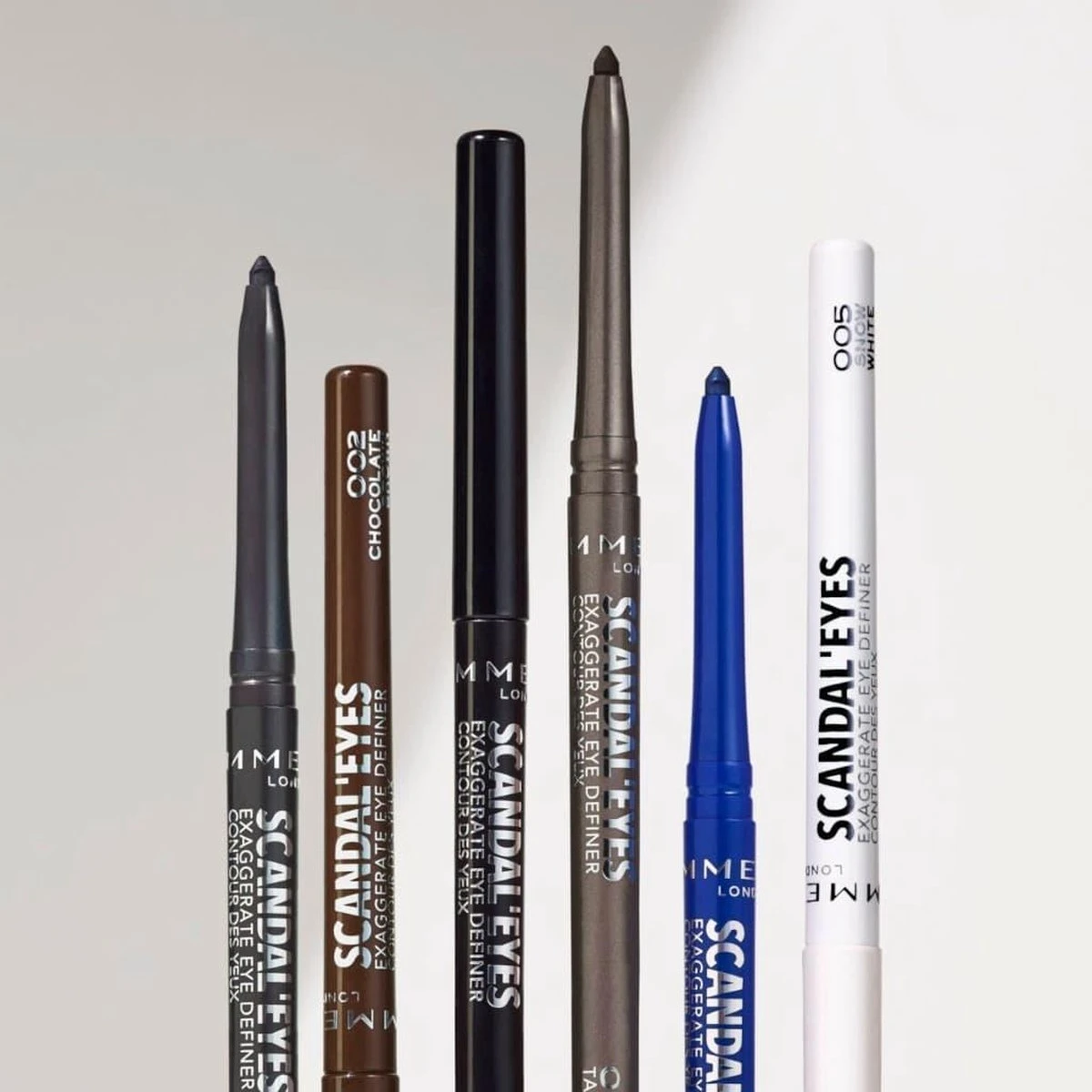 Rimmel London Exaggerate Full Colour Eye Definer Oogpotlood - 002 Chocolate 3 Rimmel London Exaggerate Full Colour Eye Definer Oogpotlood - 002 Chocolate - Afbeelding 3