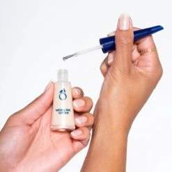 Herome French Manicure Set Salmon - Complete Set In 3 Stappen Een French Manicure - Met Een Salmon Kleurlak, Een Witte Nagellak Voor De Nagelranden En Een Top Coat - 3x10ml. -Cosmetisch Kortingswinkel 1200x1200 221