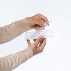 Herome Glazen Nagelvijl Glasvijl Reisformaat - Glass Nail File Travelsize - Voorkomt Splijten En Haakjes -Cosmetisch Kortingswinkel 1200x1200 36