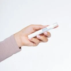 Herome Corrector Pen - Milde Acetonvrije Nagellakremover In Een Handige Stift - 3ml. -Cosmetisch Kortingswinkel 1200x1200 85