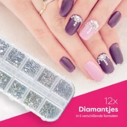 Evvie© Nail Art Kit - Penselen Met Dotting Tools - Strass Steentjes - Rhinestones - Nagel Folie - Diamantjes - Striping Tape – 65-delig -Cosmetisch Kortingswinkel 1200x1200 851