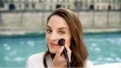 Bourjois - Delice De Poudre Bronzing Powder Browning Powder 52 16.5G -Cosmetisch Kortingswinkel 1200x679 2