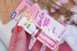 Labello Caring Lip Oil Clear Glow - 5.5 Ml -Cosmetisch Kortingswinkel 1200x799 6