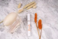 Célie Beauty FLASH - Wimperserum - Binnen 1 Week Zichtbaar Resultaat - 100% Vegan - Wimpergroei - Wimperverzorging - Volle Wimpers - Dikke Wimpers - 3ml - Hydraterend -Cosmetisch Kortingswinkel 1200x800 29