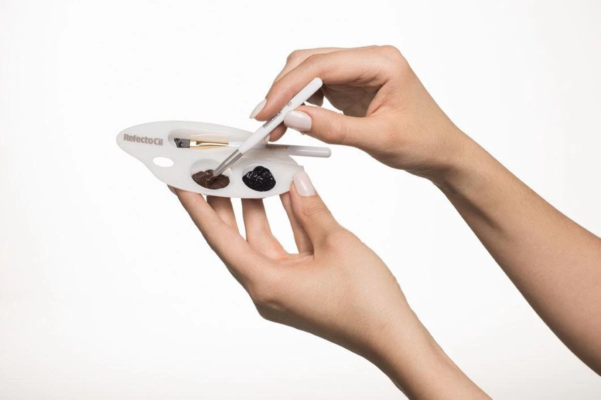 Refectocil Wenkbrauw- En Wimperverf - 15 Ml 2 Refectocil Wenkbrauw- En Wimperverf - 15 Ml - Afbeelding 2