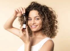 LashLiftingMaster Oil + GRATIS 3D SLAAPMASKER + Boosting Eyelash - Wimper Borstel - Wimper Serum Met Vitamine C En E - Wonderolie - Natuurlijk Sterke Lange Dikke Wimper Groei - Castor Olie - Lashlift - Haarolie - Baardolie -Cosmetisch Kortingswinkel 1200x882