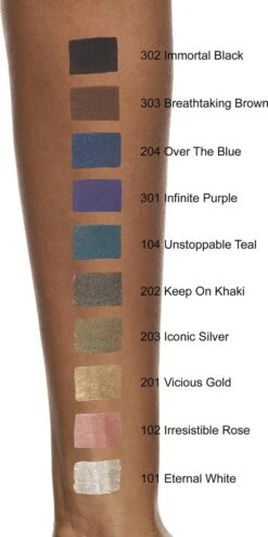 L'Oréal Paris Infallible Eye Paint - 203 Iconic Silver - Oogschaduw 12 L'Oréal Paris Infallible Eye Paint - 203 Iconic Silver - Oogschaduw -Cosmetisch Kortingswinkel 600x1200 6