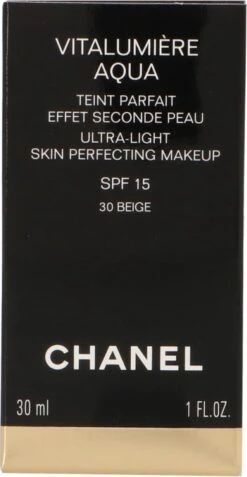 Chanel Vitalumiere Aqua Foundation - 30 Beige - SPF15 - 30 Ml -Cosmetisch Kortingswinkel 622x1200 1