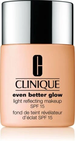 Clinique Even Better Glow Foundation - WN04 Bone