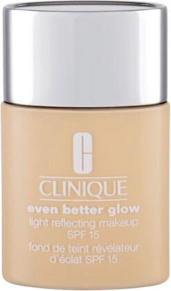 Clinique Even Better Glow Foundation - WN04 Bone -Cosmetisch Kortingswinkel 707x1200