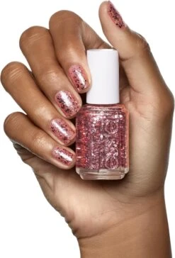 Essie A Cut Above - Glitter - Nagellak -Cosmetisch Kortingswinkel 815x1200