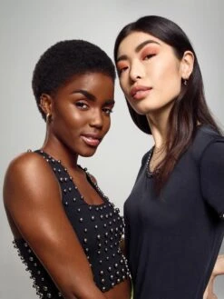 Rimmel London Lasting Finish Extreme Lippenstift - Buzz'n 130 -Cosmetisch Kortingswinkel 901x1200 2