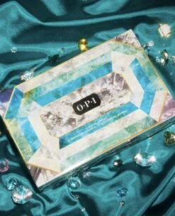 OPI Jewel Be Bold Gift Set Voor Nagels - Nagellak - | Cadeau Tip! -Cosmetisch Kortingswinkel 974x1200 1