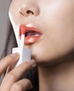 L’Oréal Paris Spa Lip Olie - 01 Jelly Peach 7 L’Oréal Paris Spa Lip Olie - 01 Jelly Peach -Cosmetisch Kortingswinkel 975x1200 4